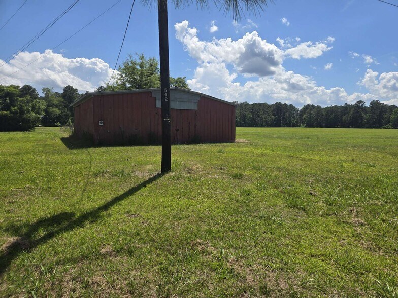 24911 NC Hwy 210, Currie, NC à vendre - Photo du bâtiment - Image 1 de 6