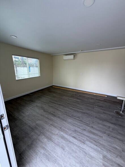 4247 El Cajon Blvd, San Diego, CA à louer - Photo du bâtiment - Image 3 de 10