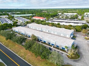 660 NW Enterprise Dr, Port Saint Lucie, FL - Aérien Vue de la carte - Image1