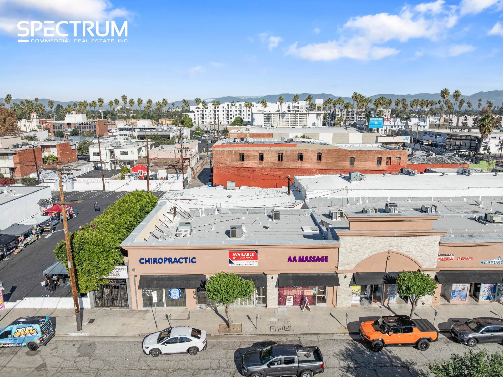 6451-6453 Van Nuys Blvd, Van Nuys, CA for lease Primary Photo- Image 1 of 29