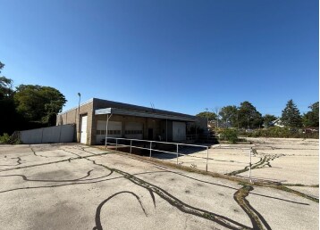 6900 N Teutonia Ave, Milwaukee, WI à louer - Photo du bâtiment - Image 2 de 17