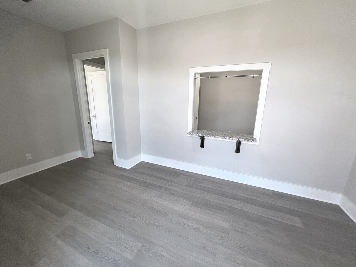 140 E Professional Park Ct, Bowling Green, KY 42104 - Unité 102 -  - Photo intérieure - Image 1 of 10