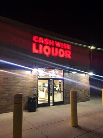 1230 State St N, Waseca, MN for sale - Building Photo - Image 2 of 5