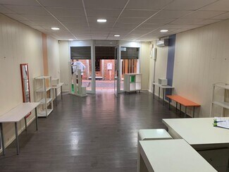 Plus de détails pour Bureau/Commerce de détail à louer