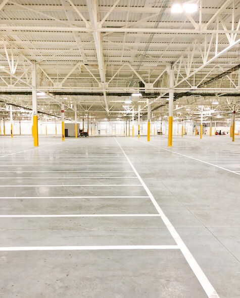 1981 James E Sauls SR Dr, Batavia, OH à louer - Photo intérieure - Image 2 de 3