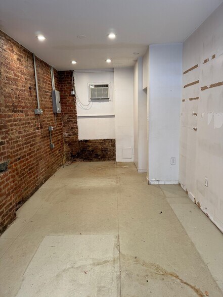181 Havemeyer St, Brooklyn, NY à louer - Photo intérieure - Image 3 de 3