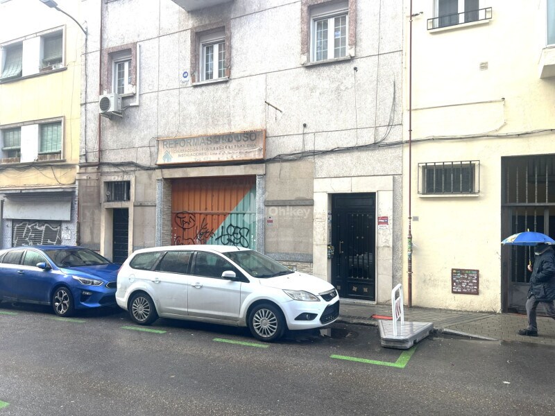 Multifamily in Madrid, Madrid for sale Primary Photo- Image 1 of 2