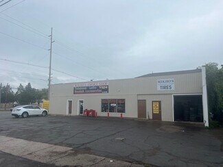 Plus de détails pour 5101 S Pennsylvania Ave, Lansing, MI - Commerce de détail à vendre