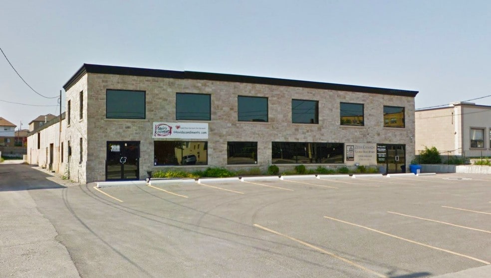 106-108 Tycos Dr, Toronto, ON for sale - Building Photo - Image 3 of 3