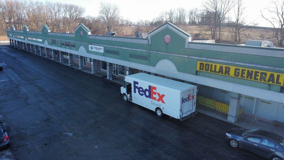 275 E Main St, Avon, NY for lease - Primary Photo - Image 1 of 8