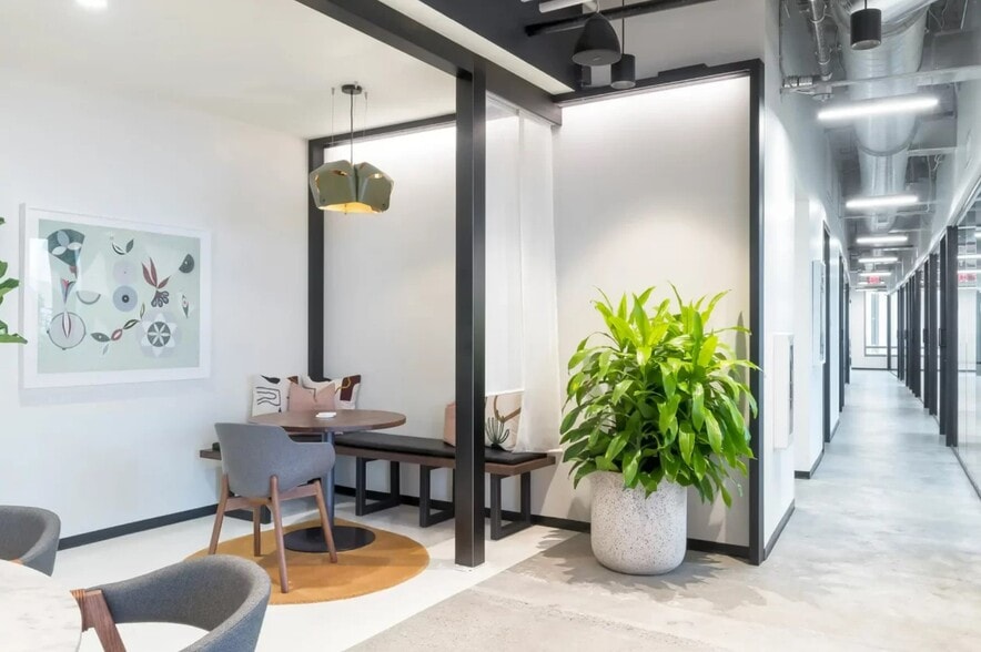 3424 Peachtree Rd NE, Atlanta, GA à louer - Photo intérieure - Image 3 de 10