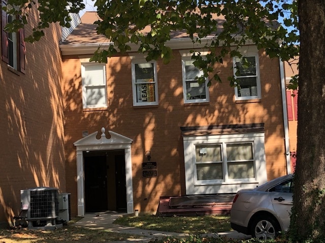 18500-18540 Office Park Dr, Gaithersburg, MD for lease - Building Photo - Image 2 of 15