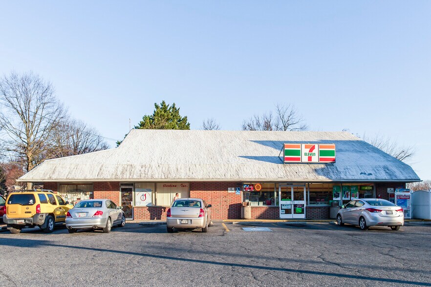 410 N Washington St, Easton, MD à louer - Photo du bâtiment - Image 3 de 7