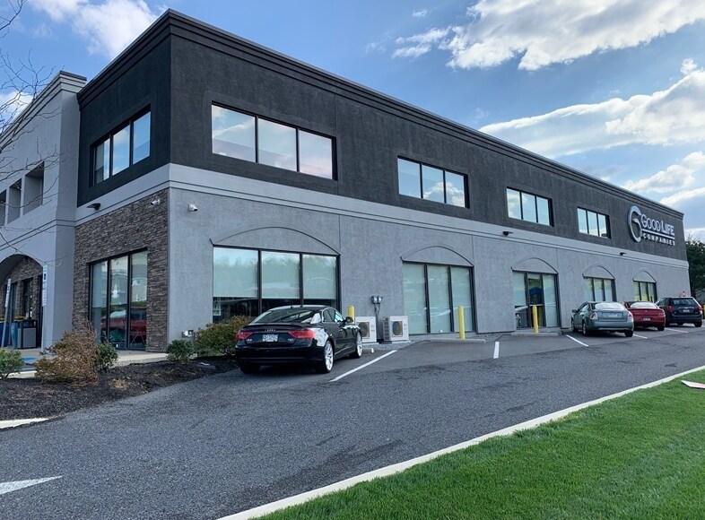 2395 Lancaster Pike, Reading, PA à louer - Photo du bâtiment - Image 3 de 60