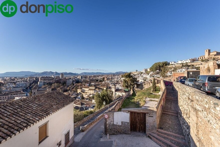 Carril de la Lona, 16, Granada, Granada à vendre - Photo du bâtiment - Image 2 de 19