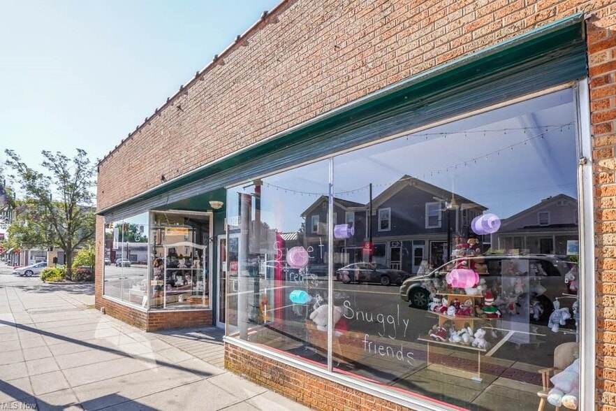 117 N Canal St, Canal Fulton, OH for lease - Primary Photo - Image 1 of 20