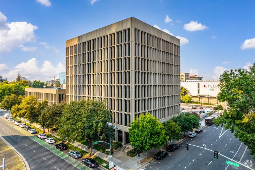 455 Capitol Mall, Sacramento, CA à vendre - Photo du bâtiment - Image 1 de 1