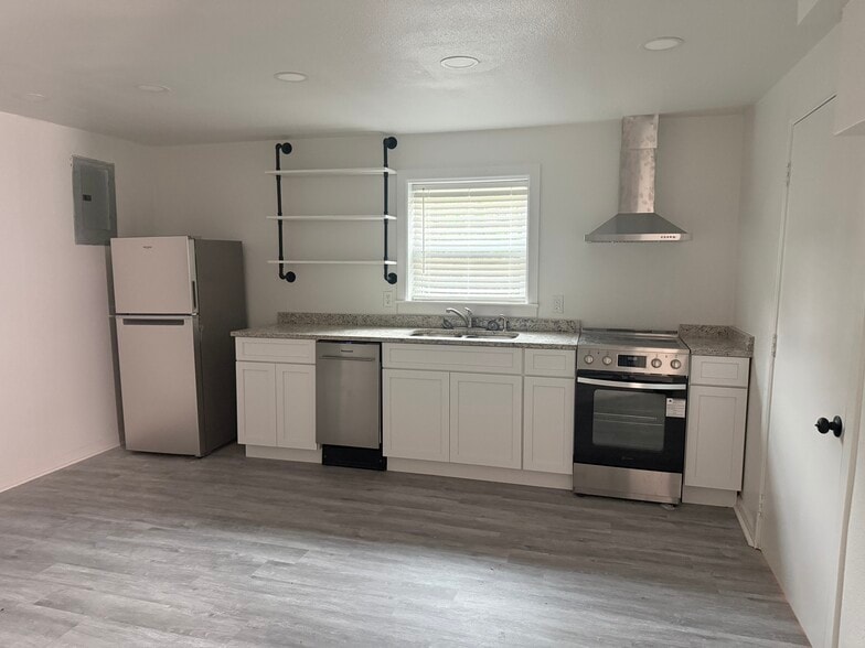 1412 Dauphin Ln, Orlando, FL à vendre - Photo du bâtiment - Image 3 de 7