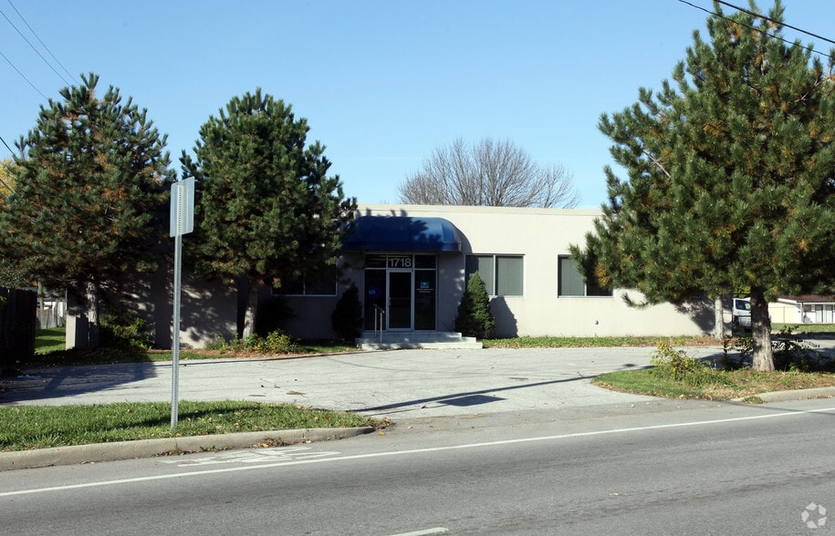 1718 Lafayette Rd, Indianapolis, IN à vendre - Photo du bâtiment - Image 2 de 4