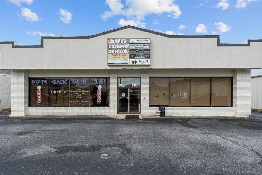 907-909 S Park St, Carrollton, GA for lease - Building Photo - Image 2 of 19