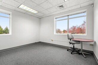 140 Commonwealth Ave, Danvers, MA for lease Building Photo- Image 1 of 3
