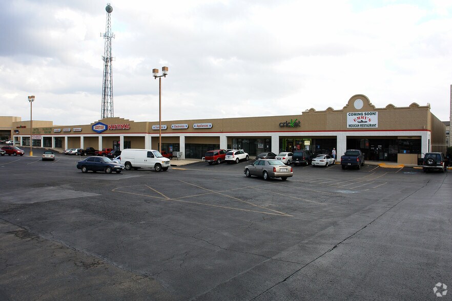 14040-14094 Nacogdoches Rd, San Antonio, TX for lease - Primary Photo - Image 1 of 5