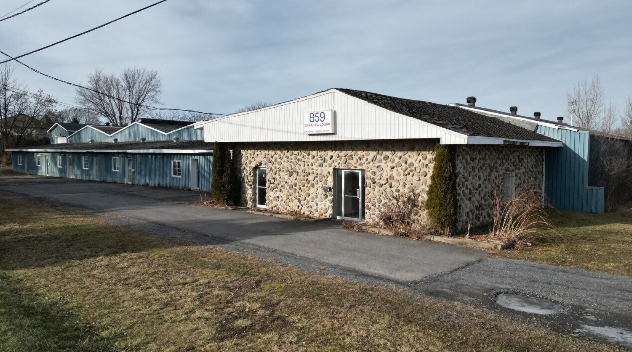 859 Rue Saint-Jacques, Saint-jean-sur-richelieu, QC à vendre Photo du bâtiment- Image 1 de 1
