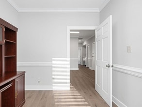 6512 Six Forks Rd, Raleigh, NC for lease Interior Photo- Image 2 of 2