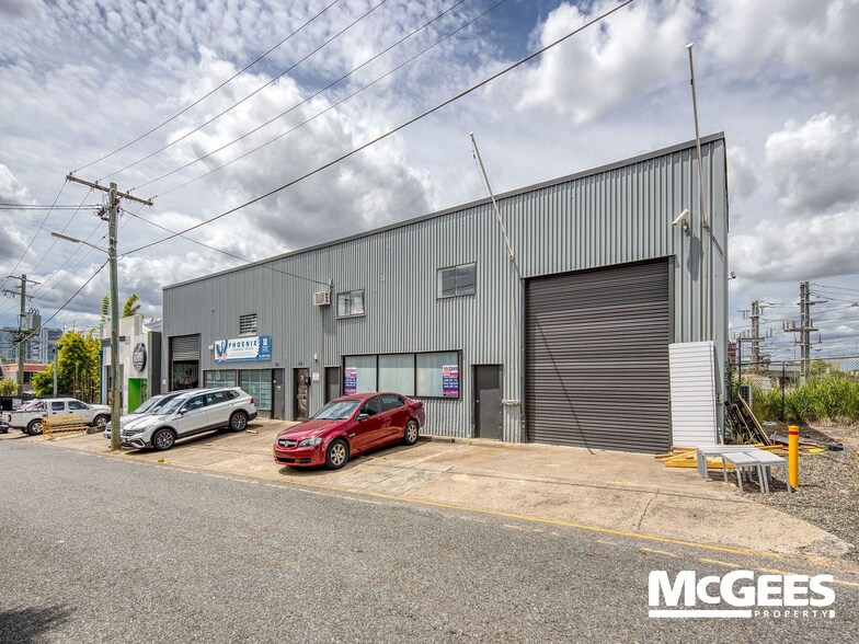 26-28 Burke St, Woolloongabba for lease - Primary Photo - Image 1 of 1