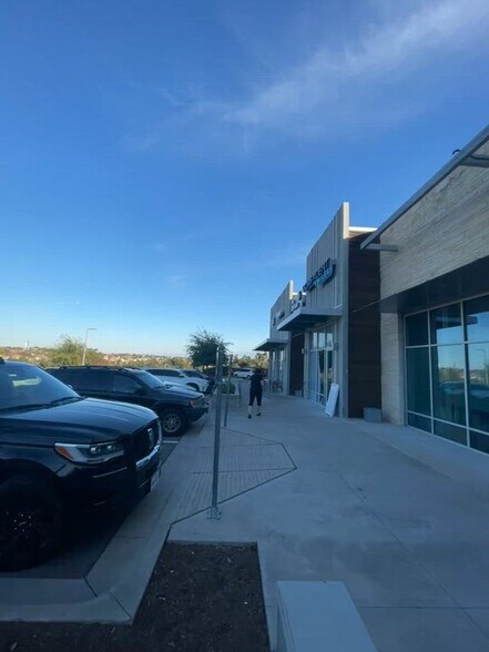 15501 W 71 Hwy, Bee Cave, TX à louer - Vidéo sur l’inscription commerciale - Image 3 de 18