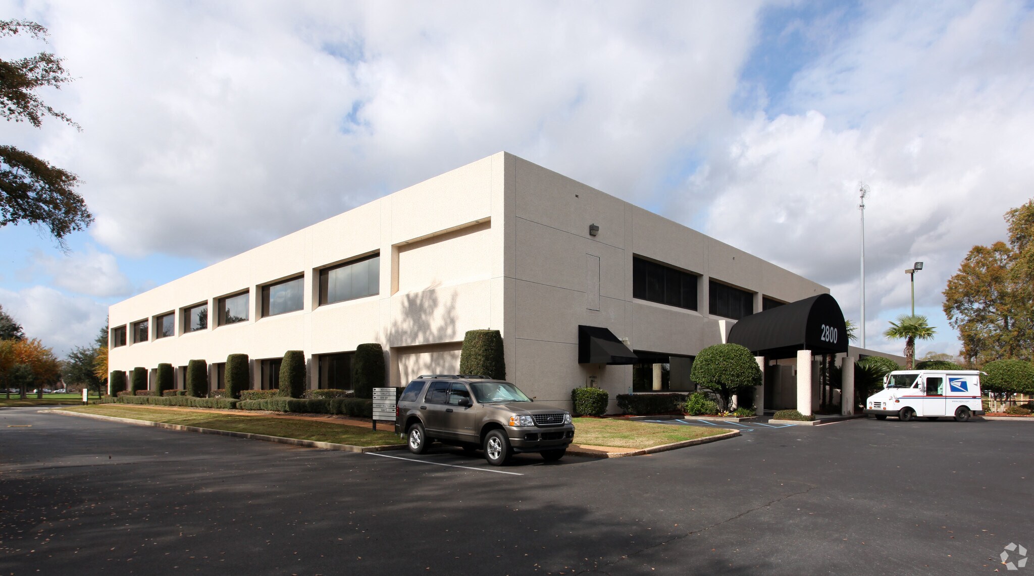 2800 Dauphin St, Mobile, AL à louer Photo principale- Image 1 de 3