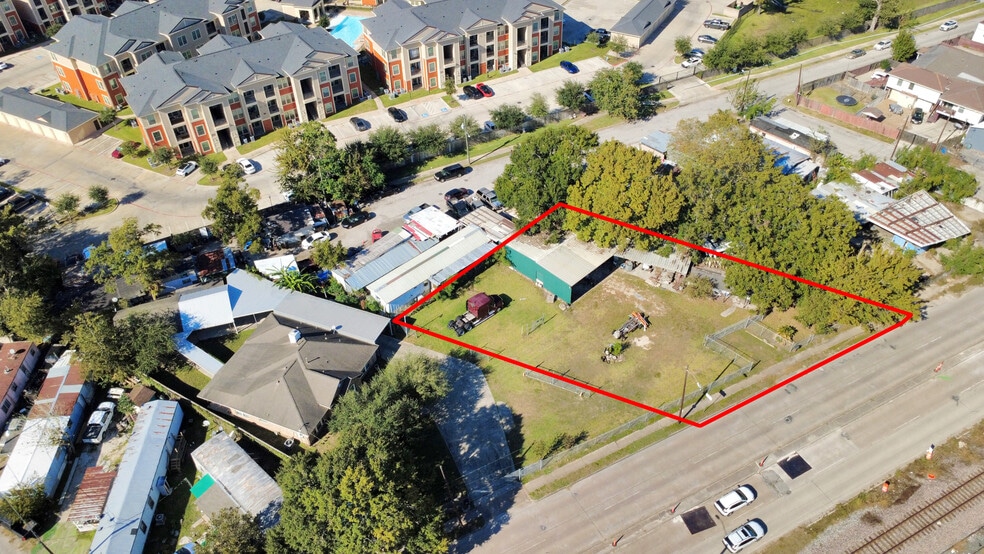 6235 Griggs Rd, Houston, TX à vendre - Photo du bâtiment - Image 2 de 14