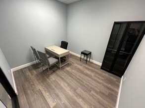 2121 S Hiawasee Rd, Orlando, FL à louer Photo intérieure- Image 1 de 4