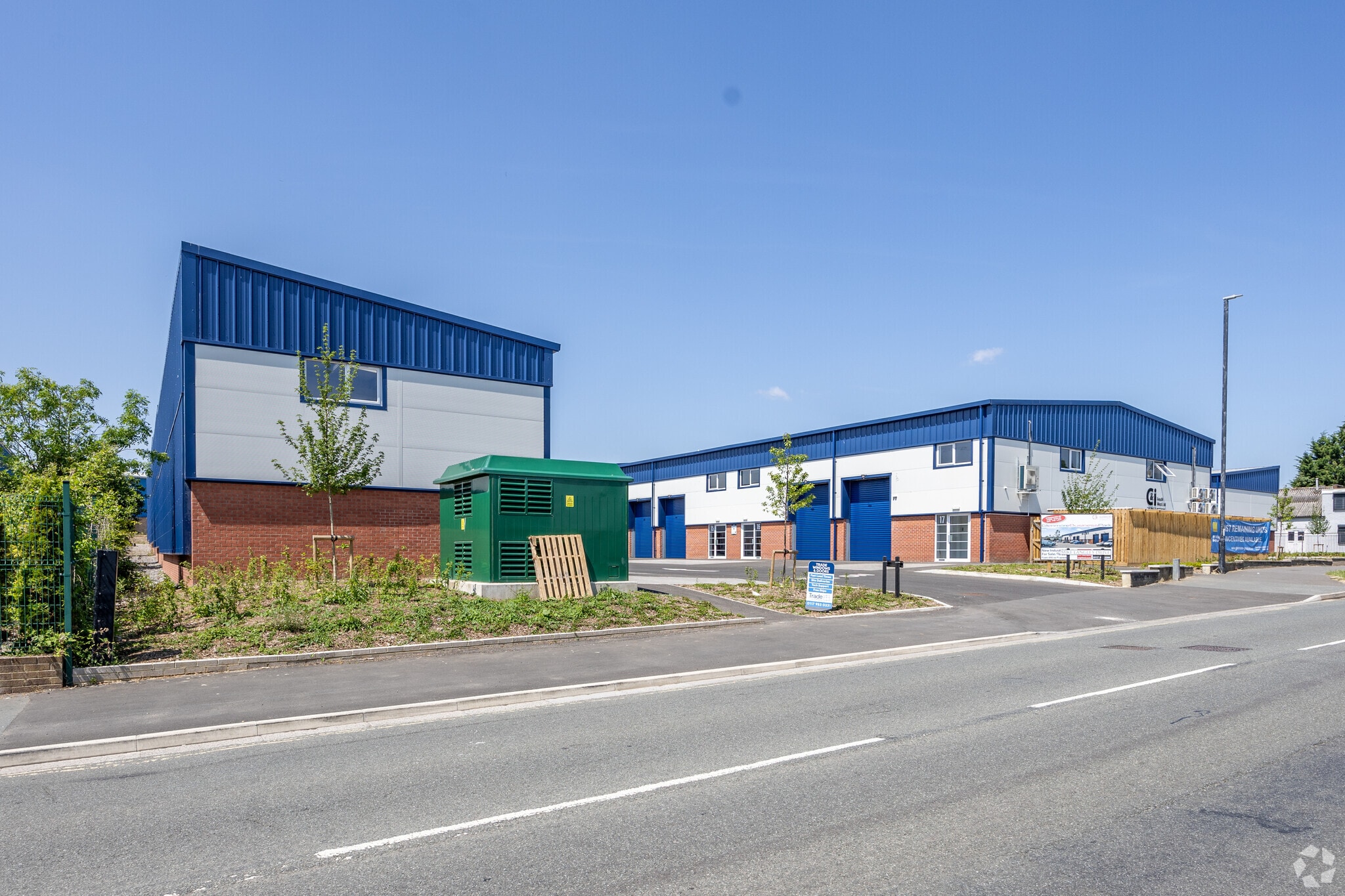 198-202 Broomhill Rd, Bristol for sale Building Photo- Image 1 of 4