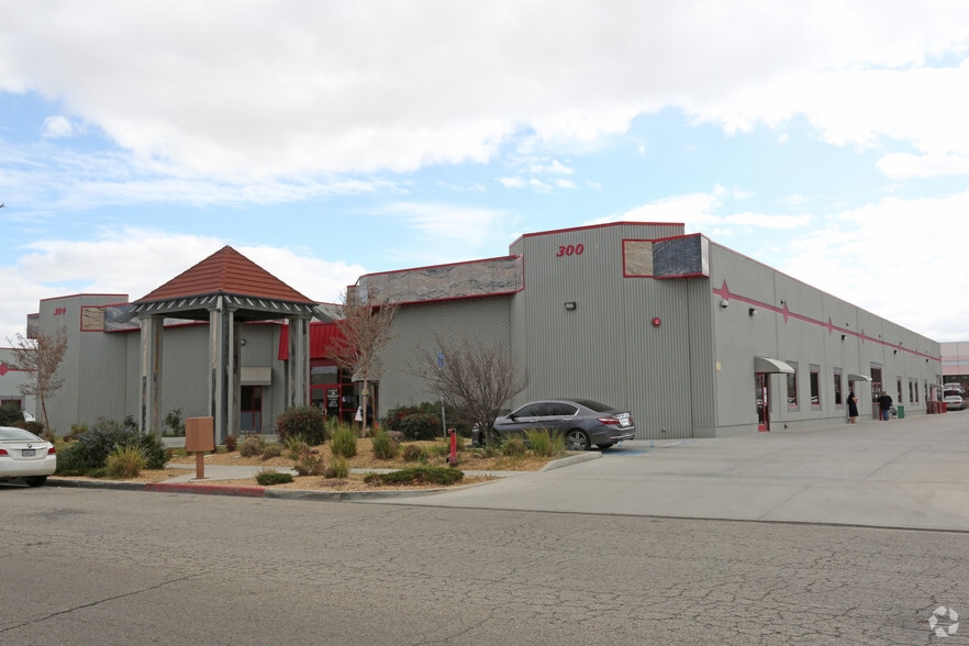 300-304 E Avenue K6, Lancaster, CA for sale - Building Photo - Image 2 of 5