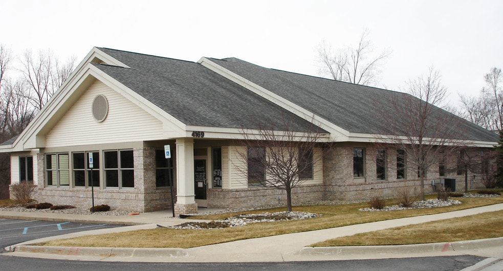 4169 Legacy Pky, Lansing, MI for lease - Building Photo - Image 1 of 7