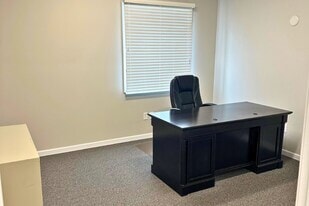 6363 Grover St, Omaha, NE for lease Interior Photo- Image 1 of 1