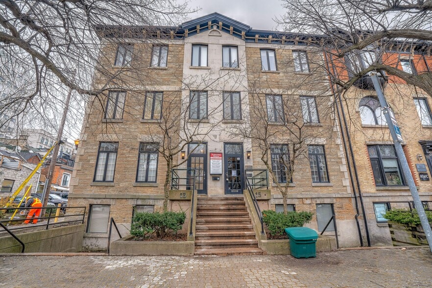 13-15 Bold St, Hamilton, ON à vendre - Photo du bâtiment - Image 2 de 27
