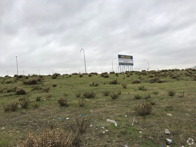 Calle Perales del Río, Madrid, Madrid à vendre - Photo du bâtiment - Image 1 de 2