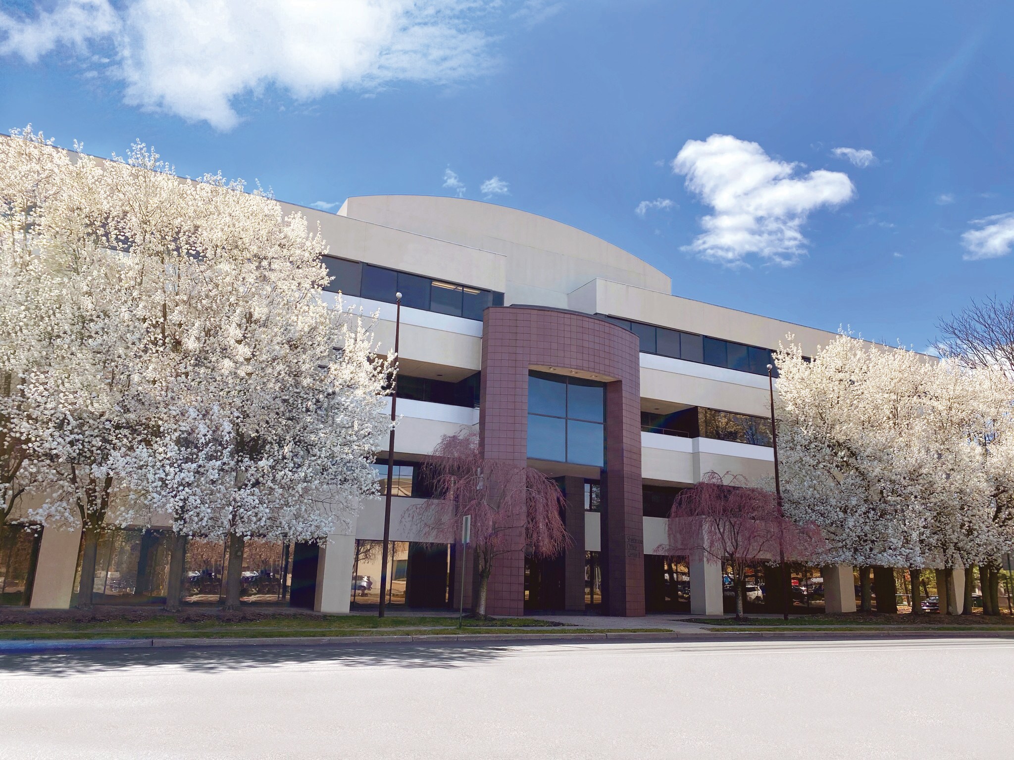 201 W Passaic St, Rochelle Park, NJ à louer Photo du bâtiment- Image 1 de 21