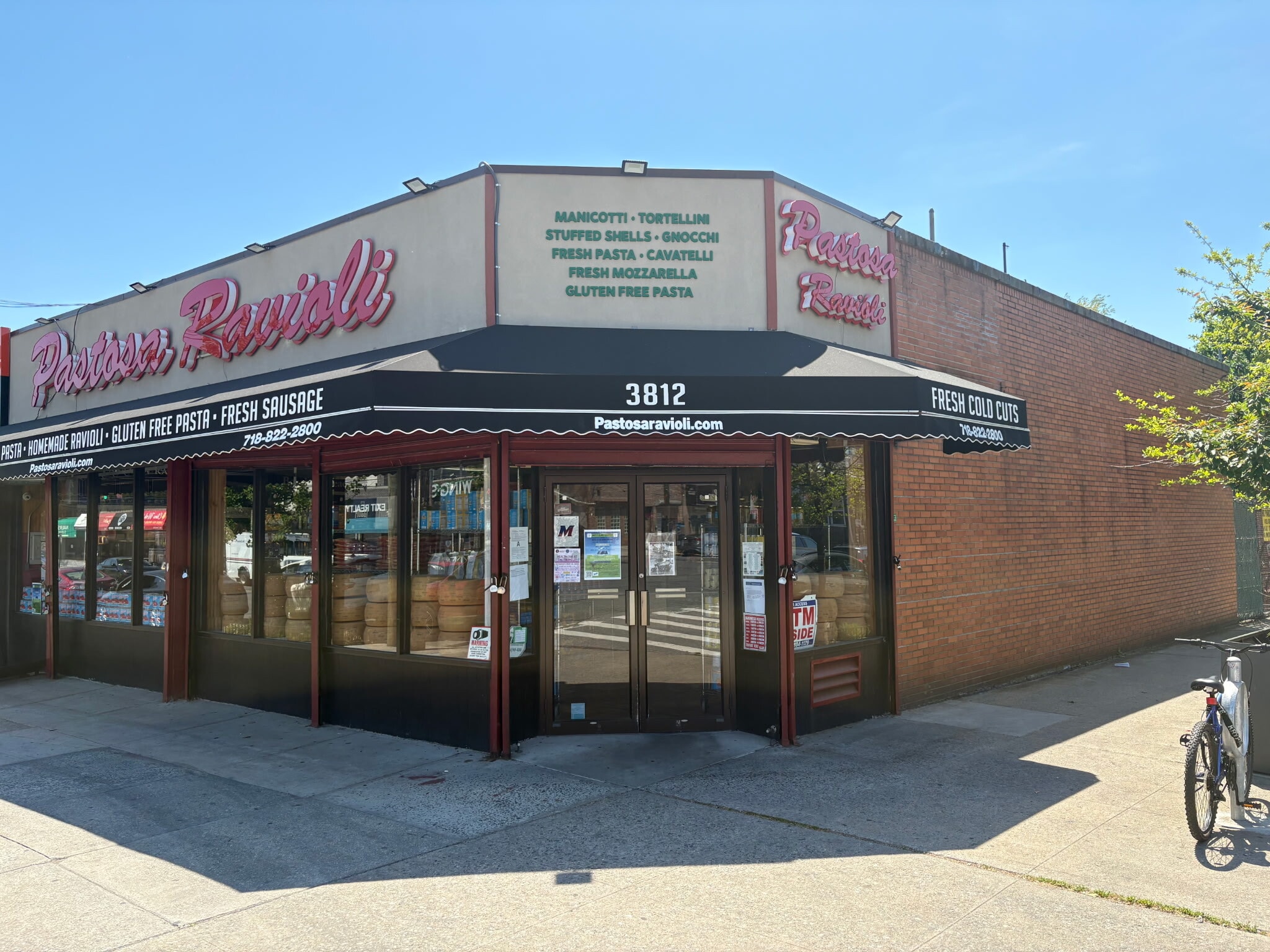 3812-3824 E Tremont Ave, Bronx, NY for lease Building Photo- Image 1 of 7