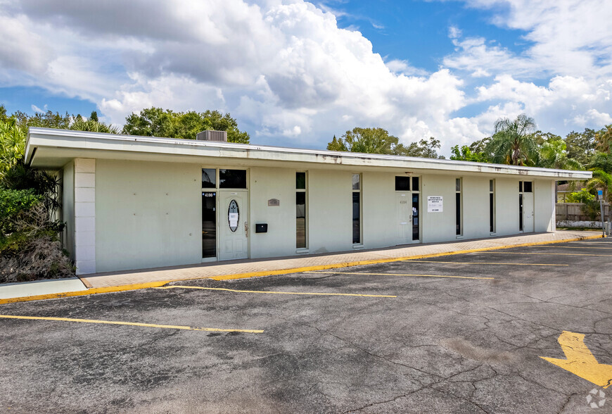 4100 5th Ave N, Saint Petersburg, FL à vendre - Photo du bâtiment - Image 1 de 1