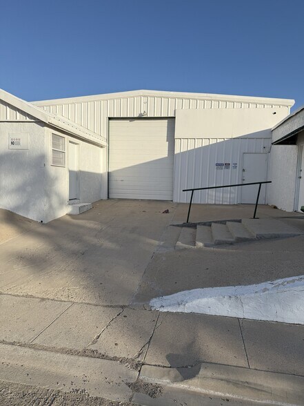 400 Stoddard st, Odessa, TX à vendre - Photo du bâtiment - Image 3 de 8