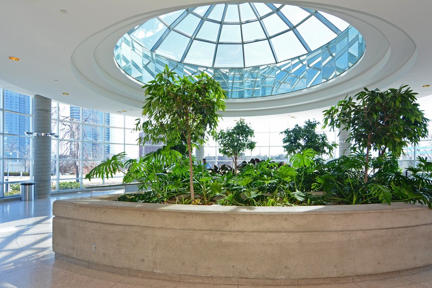 2075 Kennedy Rd, Toronto, ON for lease - Lobby - Image 3 of 7