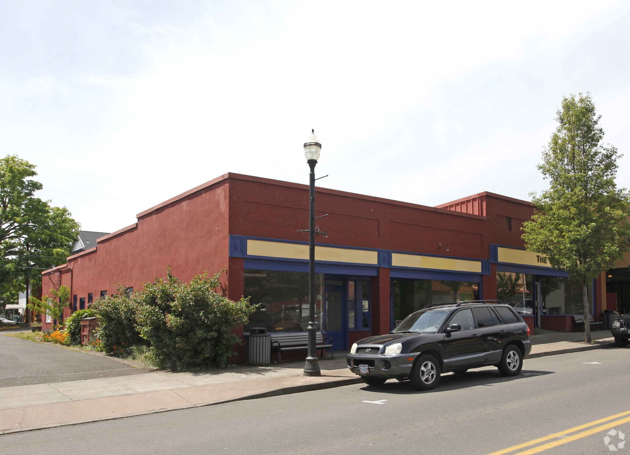 155 Main St W, Monmouth, OR for lease Primary Photo- Image 1 of 59