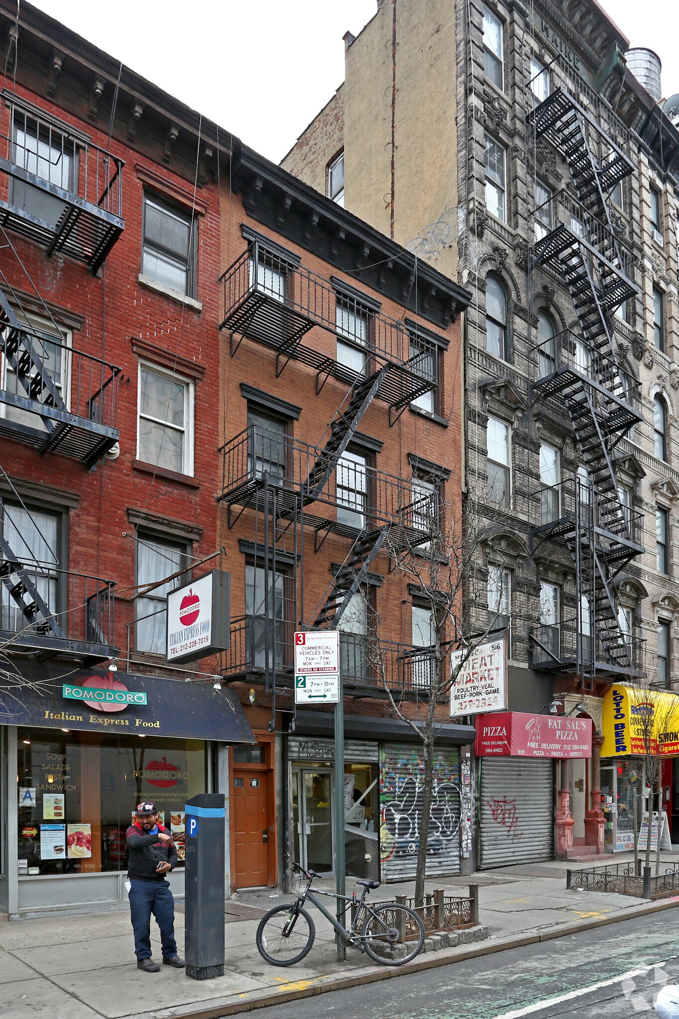516 9th Ave, New York, NY à louer Photo du bâtiment- Image 1 de 4