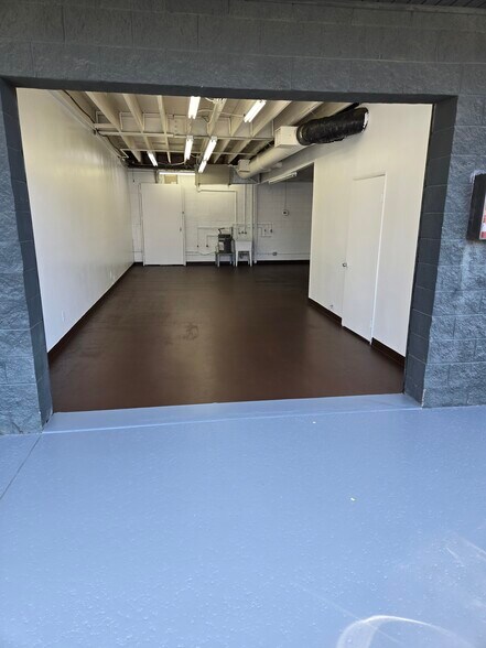 3740 Overland Ave, Los Angeles, CA à louer - Photo du bâtiment - Image 2 de 12