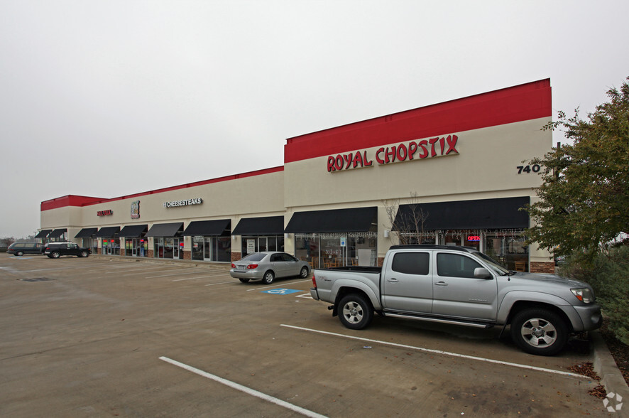 740 S Greenville Dr, Allen, TX for lease - Building Photo - Image 2 of 5