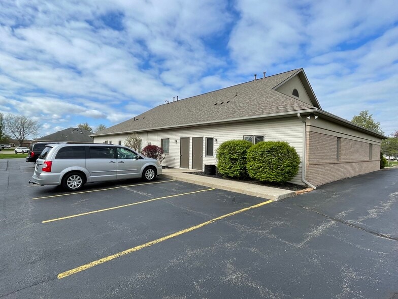 130 Professional Ct, Lafayette, IN for lease - Building Photo - Image 3 of 4