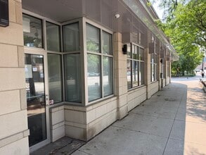657 W Fulton St, Chicago, IL for lease Building Photo- Image 2 of 7
